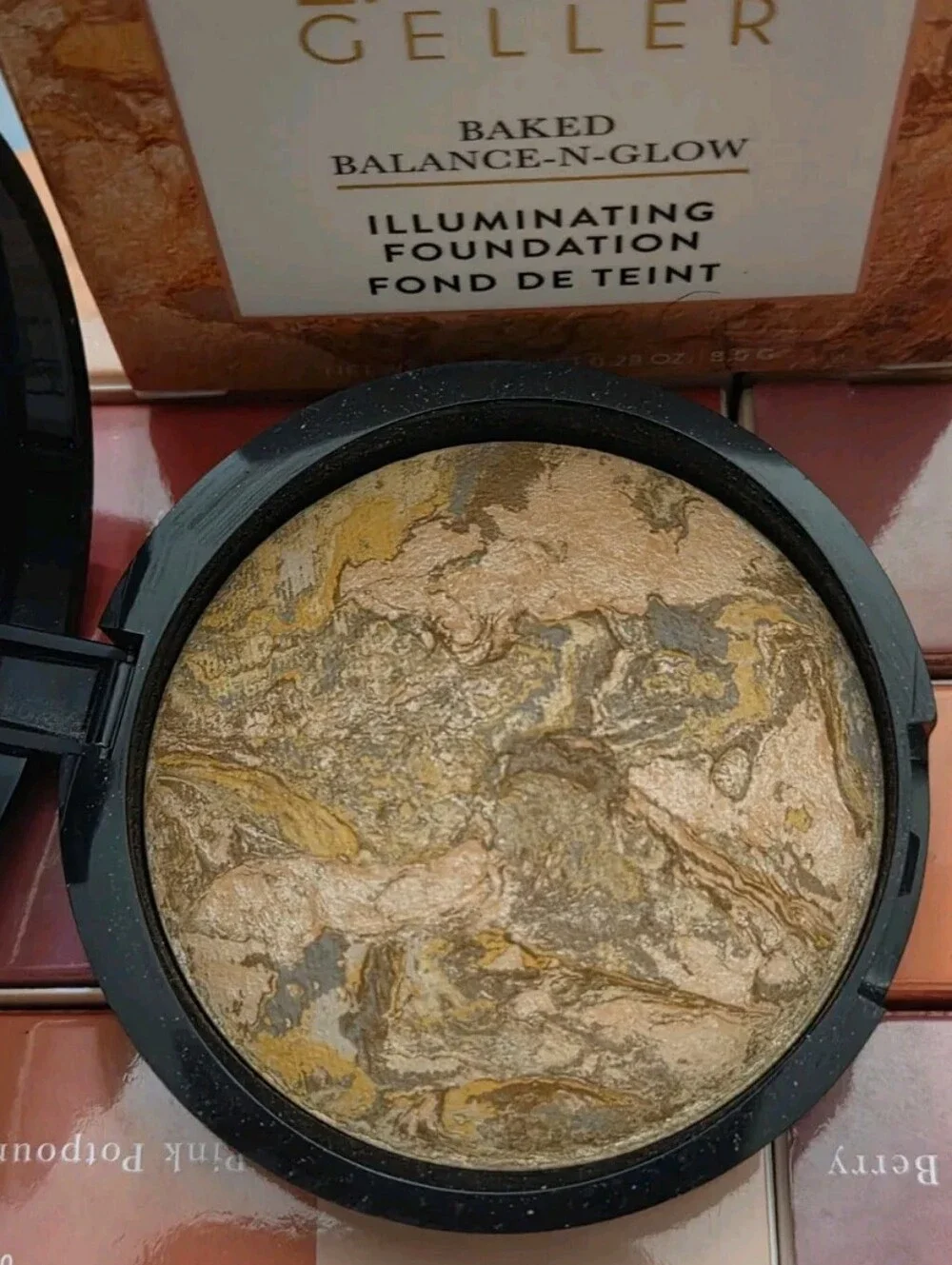 Laura Geller Baked Balance-n-Glow Illuminating Foundation in Medium